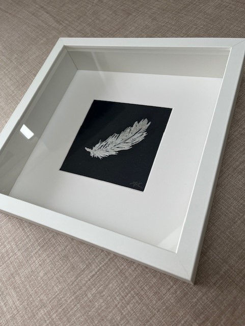 Thumbnail: Silver feather