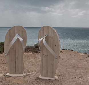 WOODEN THONGS