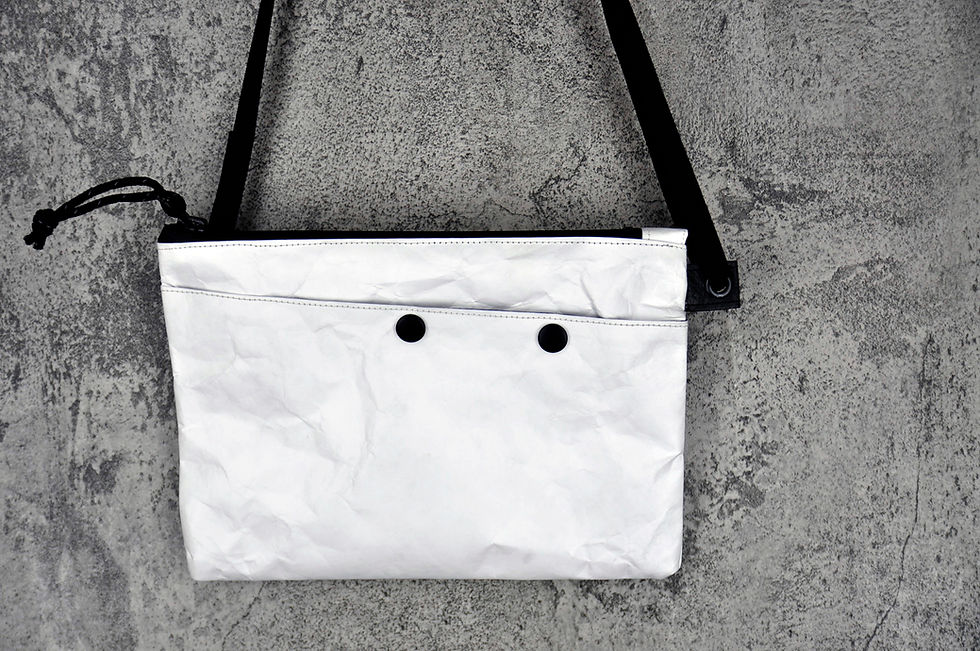 Thumbnail: Tyvek® Ultralight Sacoche Bag (White)