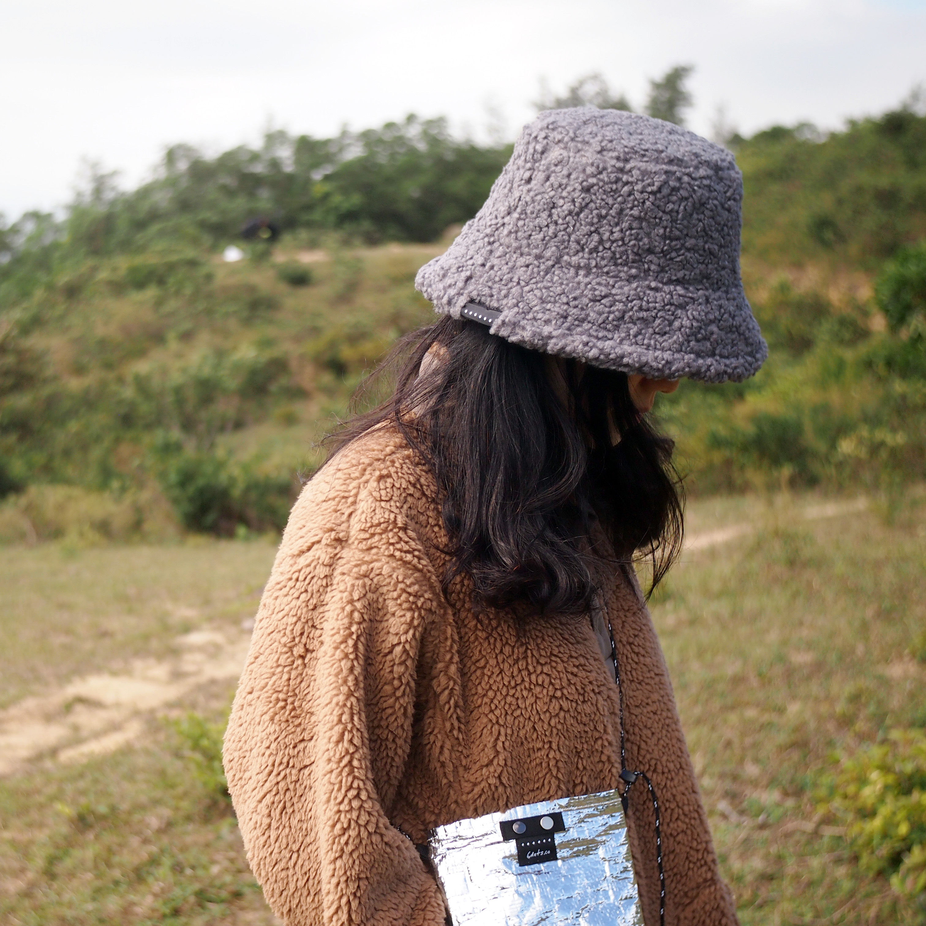 Double Sided Fluffy Bucket Hat (Grey)