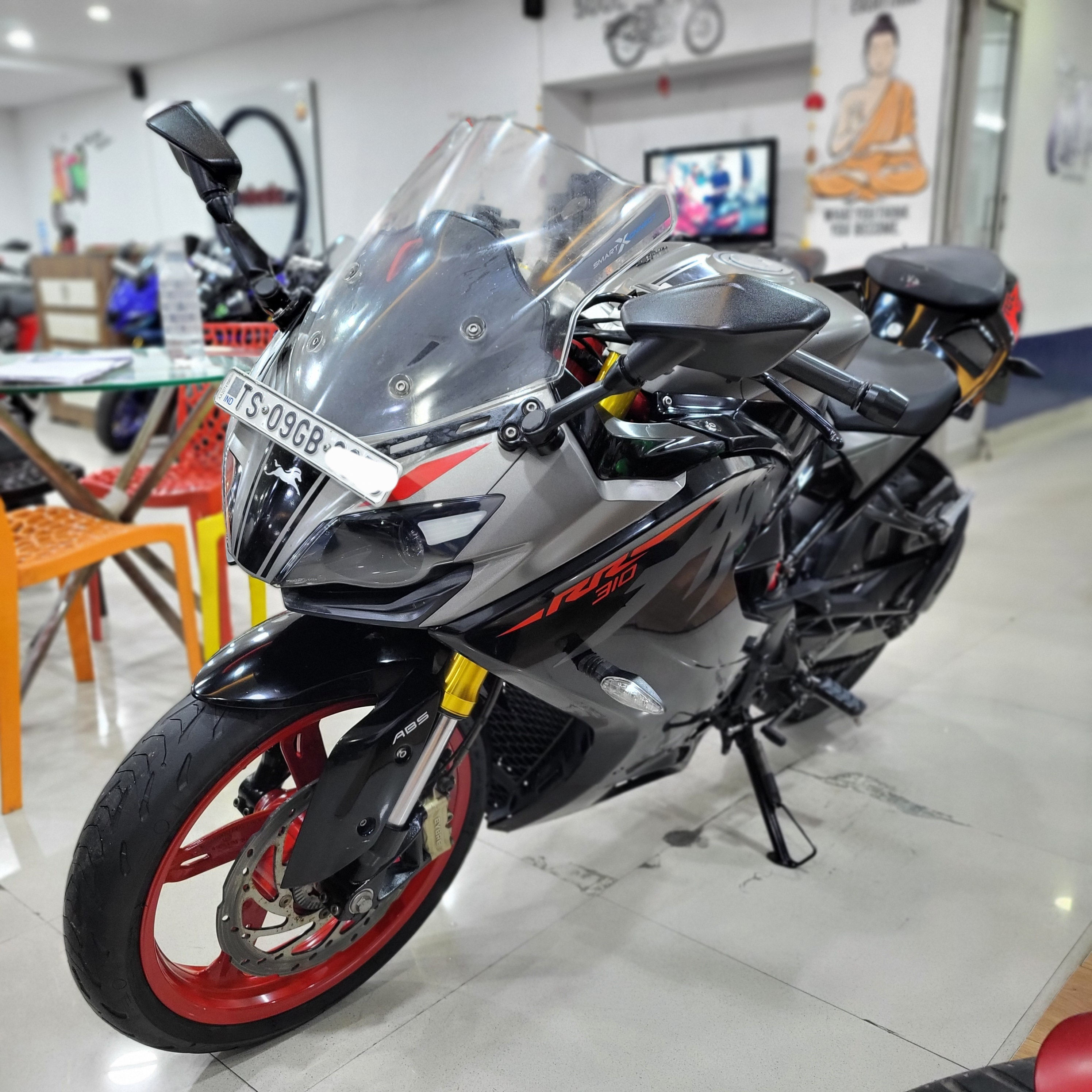 TVS APACHE RR310, 2023