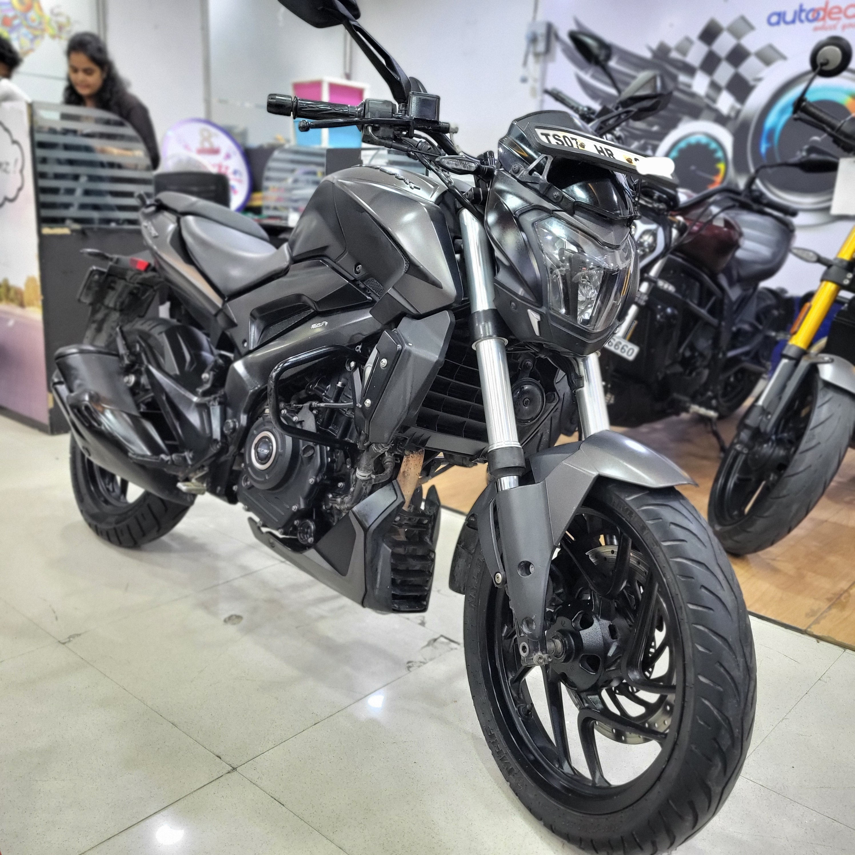 Bajaj Dominar D250