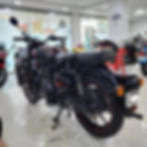Thumbnail: Royal Enfield Classic 350 Stealth Black 
