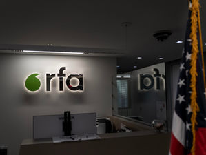 자유아시아방송 31일자로 스톱. 양키타임스 국제방송 전세계 24시간 커버