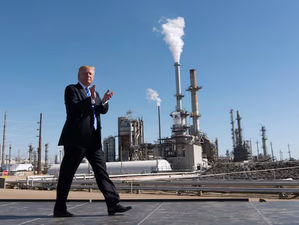 트럼프 취임 즉시 미국 연안 신규 원유가스 개발 허용 바이든 금지 정책 뒤집어