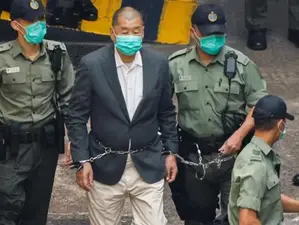 반중 언론인 홍콩 민주화 언론인 지미 라이 종신형 위기에