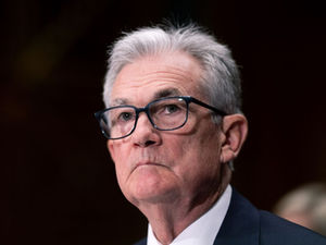 연방 셧다운 속 금리 인하 꿈틀 인플레 0.25% 인하 불장난 우려