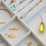 What-jewelry-should-you-insure-blog.jpeg