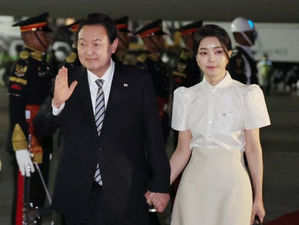 김건희 특검 촉구 윤석렬 대통령실 진입하려다 검거된 대학생 10명 영장 기각