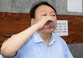 해외언론,윤석렬 체포 불응 "폭음 정신 병자 같다 "정치혼란 심화 위기