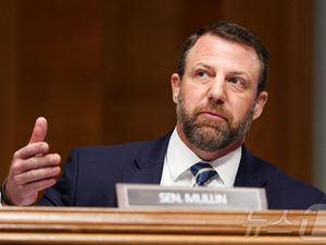 트럼프, 불법체류자 청소 강력한 본토방어 상원 마크 멀린 국토안보부 장관 임명