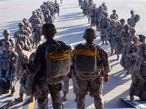 트럼프, 미 육군 82공수단 병력 중동지역 투입 명령