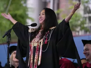 하버드대에 침투한 중국 공산당 간부 엘리트로 위장 학점 조작 입학