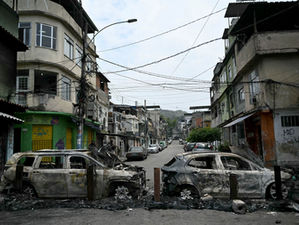 전쟁터 방불 브라질 갱단 소탕전 최소 64명 사망