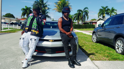 Creeo - Mololo.00_04_20_05.Still001