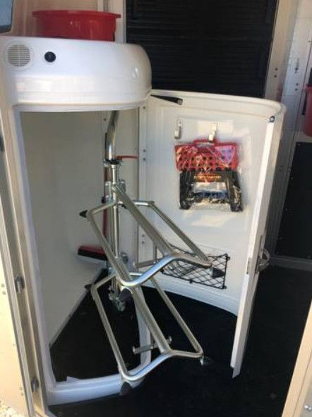 Miniature : Remorque van chevaux Böckmann Portax LK