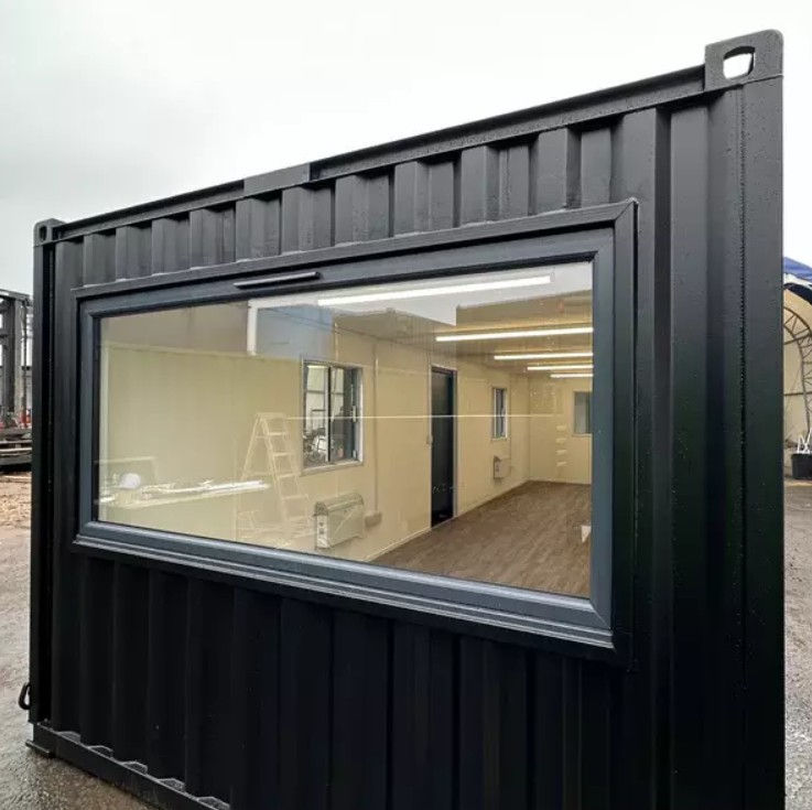 Miniature : Conteneur Bureau Modulaire 32 × 10 Pieds – Cabine Portable avec Baie Vitrée
