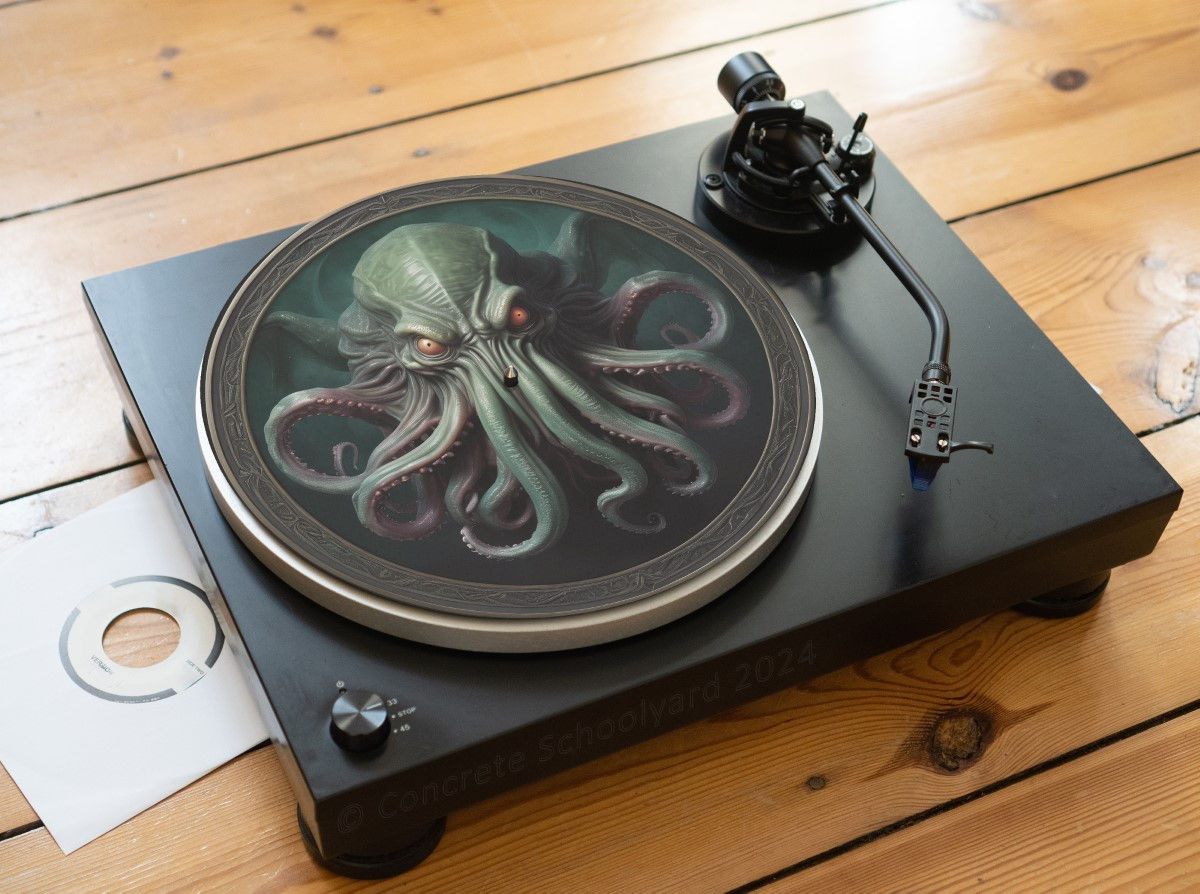 Dark Occult Octopus Cthuhlu Felt Record Player Turntable Slipmat