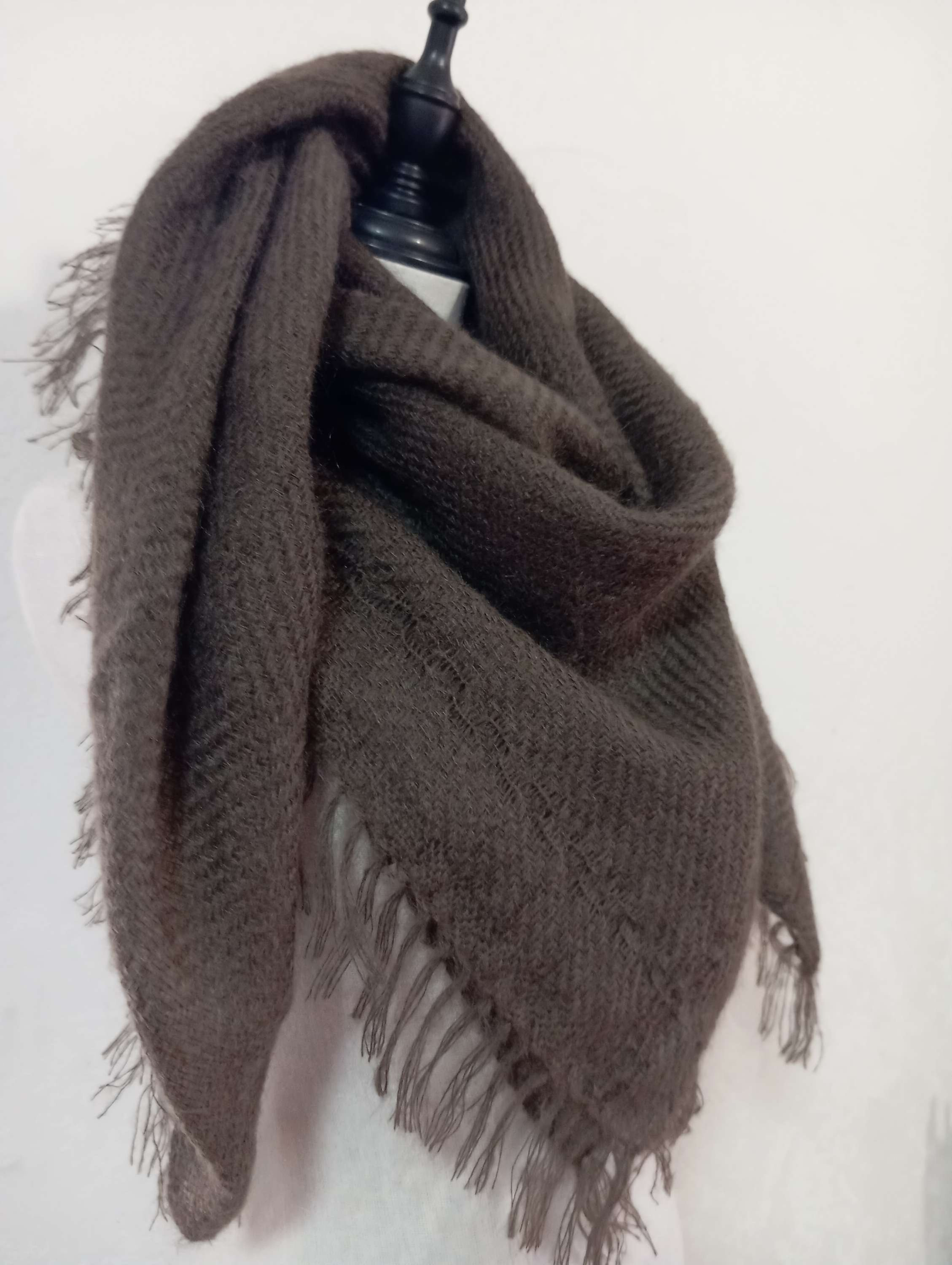 Grand carré dentelle brun