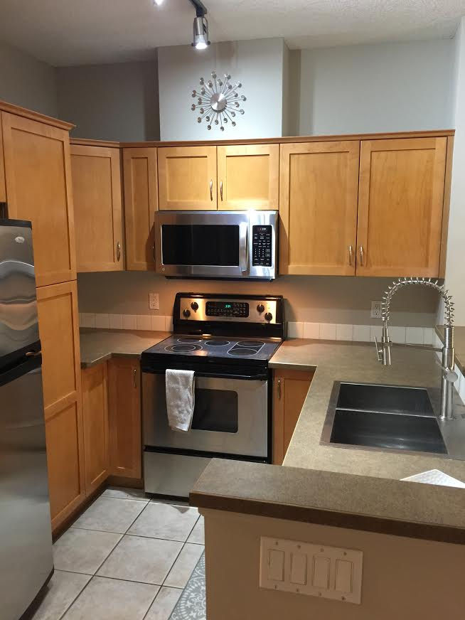 Thumbnail: INGLEWOOD 1 bed / 1 bath $1295