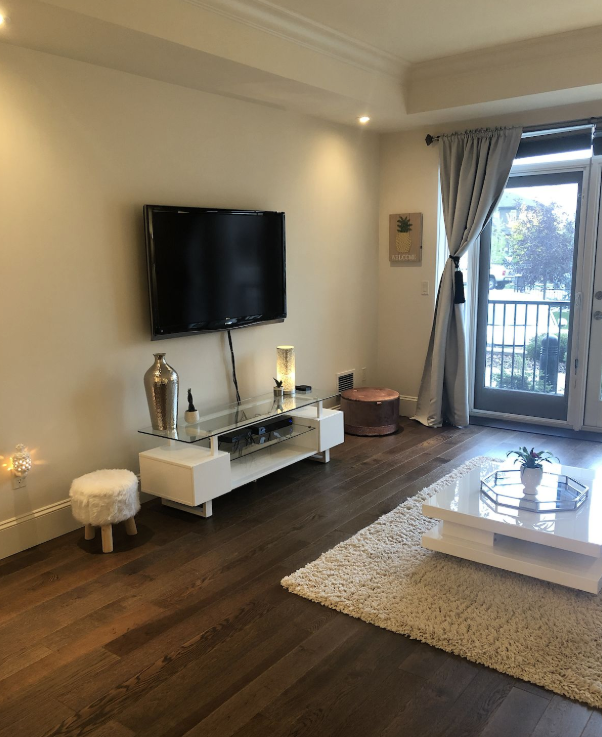 Thumbnail: CHAMPAGNE 1 bed / 1 bath