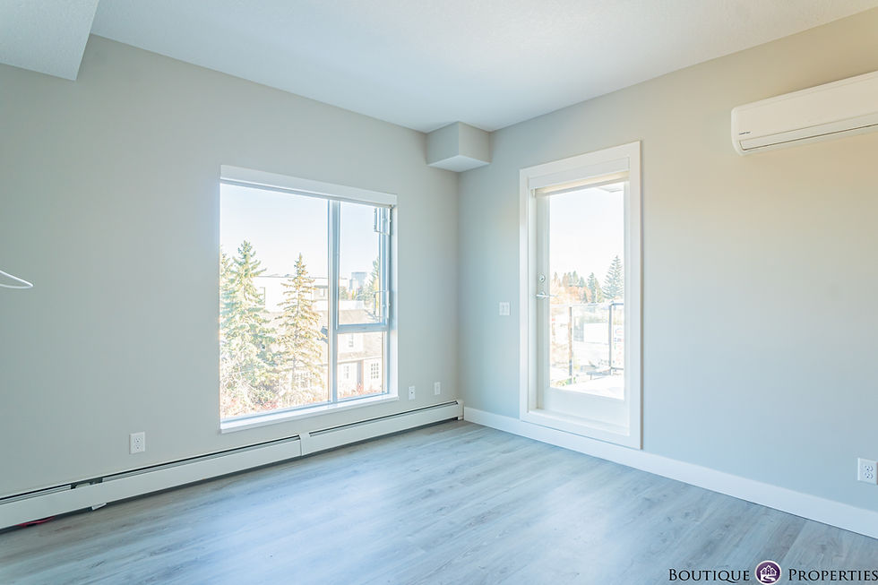 Thumbnail: VICTORY & VENTURE 2 bed / 2 bath