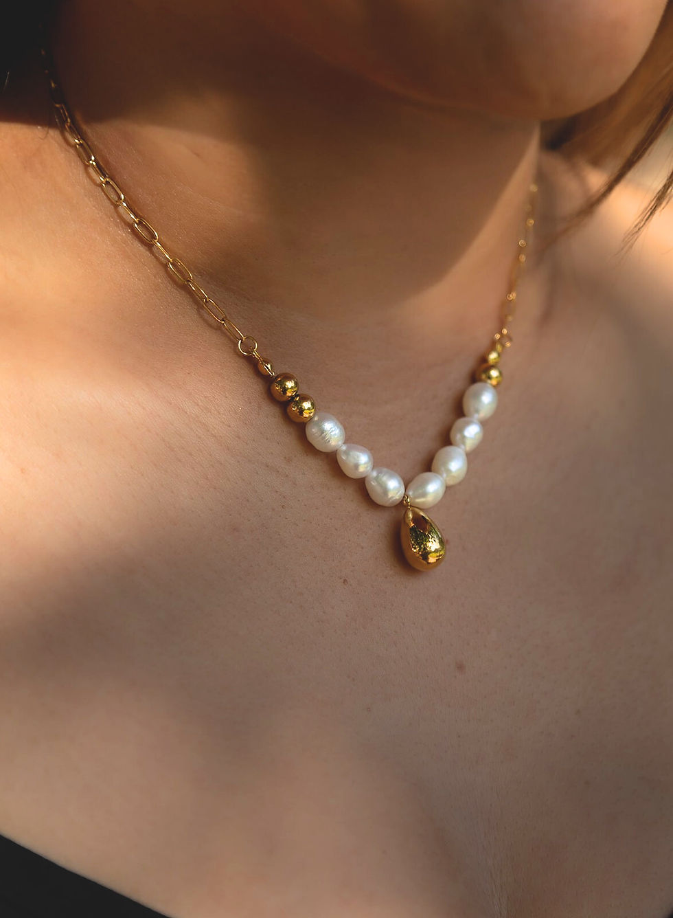 18K Gold-Plated Stainless Steel Baroque Pearl Necklace with Gold Drop Pendant