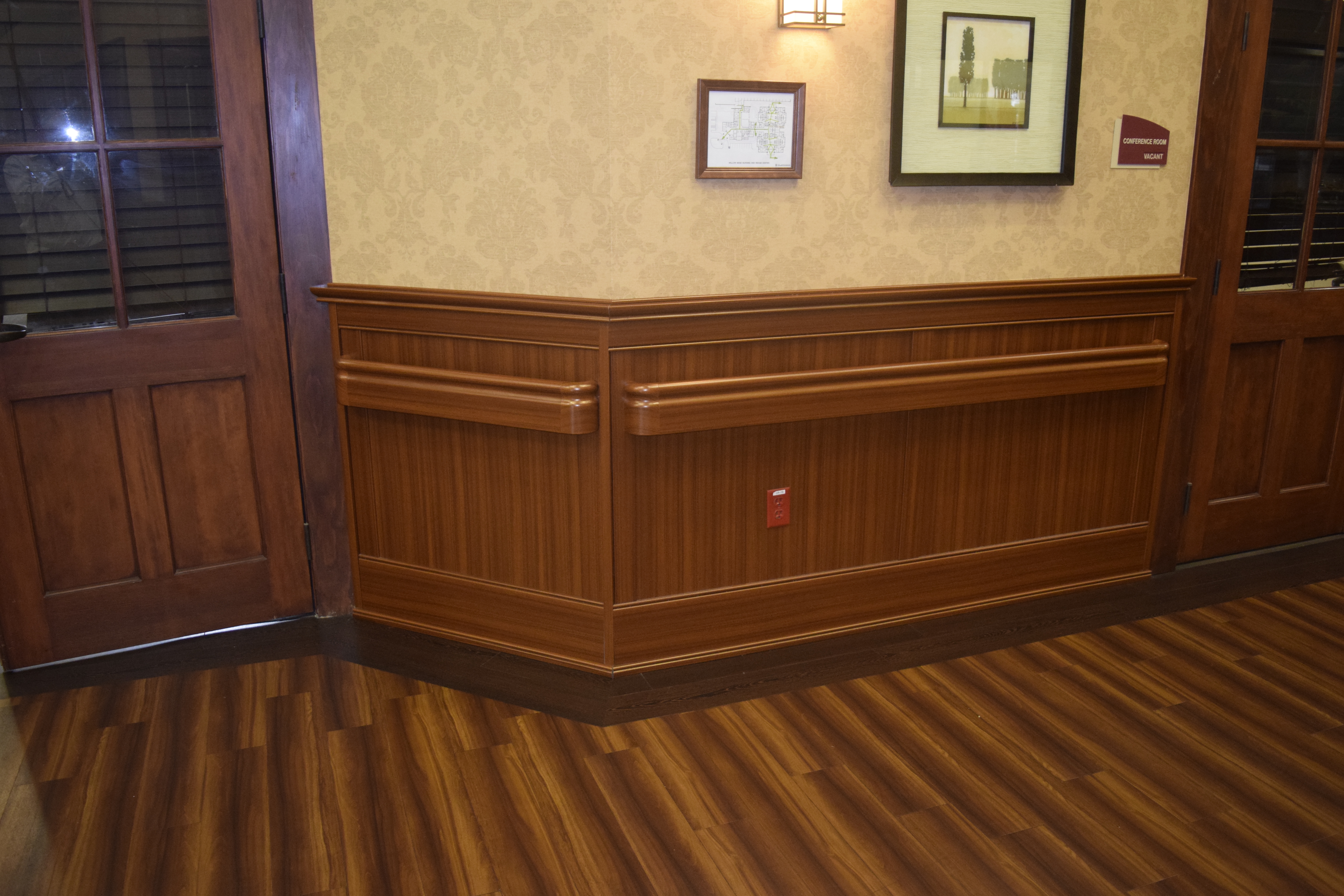 Ven4ma Wainscot, Handrail