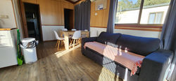 H cabin - Living Area