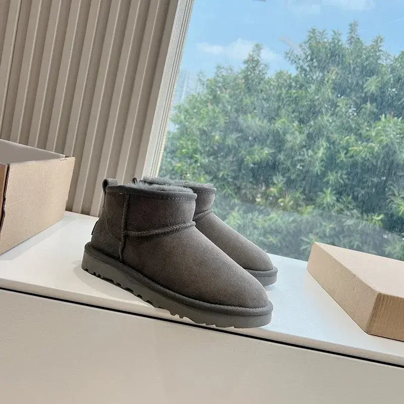 Miniature : UGG Femmes Ultra Mini Bottes de Neige Platform Chaussures Laine Femmes Fourrure