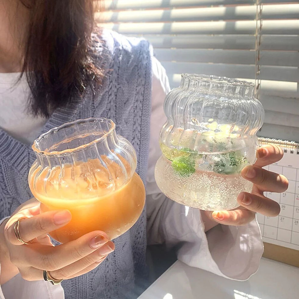 Miniature : verres à Cocktail en verre côtelé, Style nordique 410ml