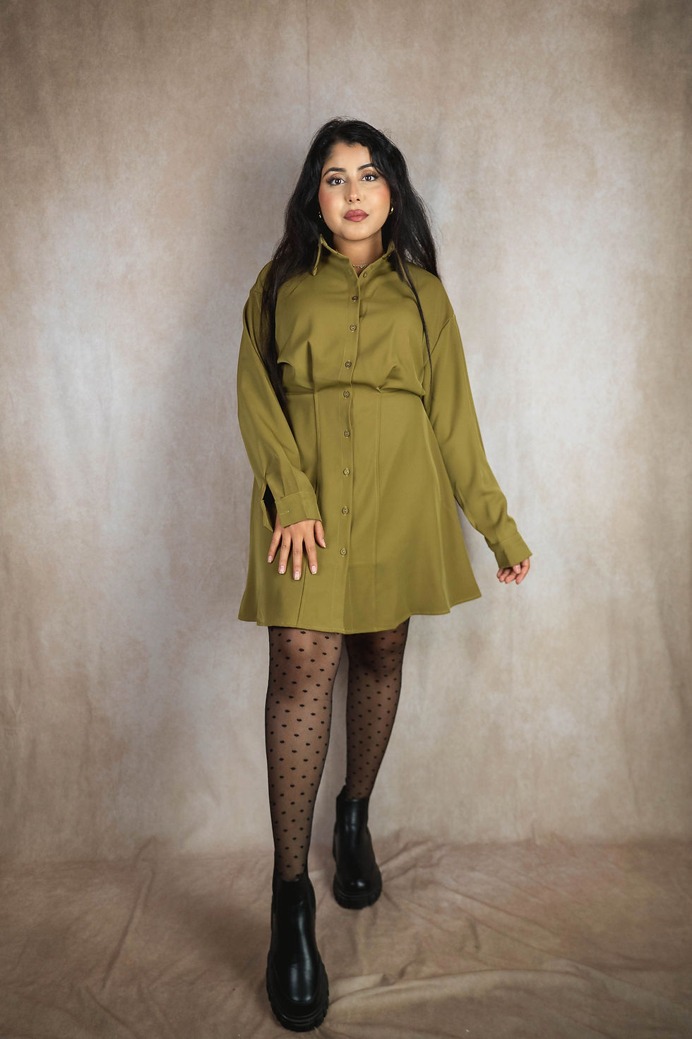 Robe courte vert-olive