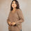 Miniature : Pull col V oversize taupe