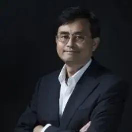 Oliver Lin – He is the vice president of Taiwan Design Research Institute and the vice-chairman of Taiwan Design Alliance, also serves as a consultant or committee member of governmental projects. He is dedicated to globalizing Taiwan design for over two decades. He is the advocator and promoter of Design Cities and was in charge of the planning and executing of the 2011 IDA Congress Taipei and World Design Capital 2016 Taipei and 7 WDC programs.

Recently he serves as the key role in TDRI’s strategic research and planning of national design policies, supporting corporates’ design-empowerment and innovation, and also fostering the establishment and international promotion of the national design brand - “DIT” (Design in Taiwan), in order to build up Taiwan’s design ecosystem. He devotes himself to developing Taiwan Design’s international impact and the power of discourse. The vision is to make a better change in Taiwan through design capabilities and to facilitate Taiwan design’s global reputation.