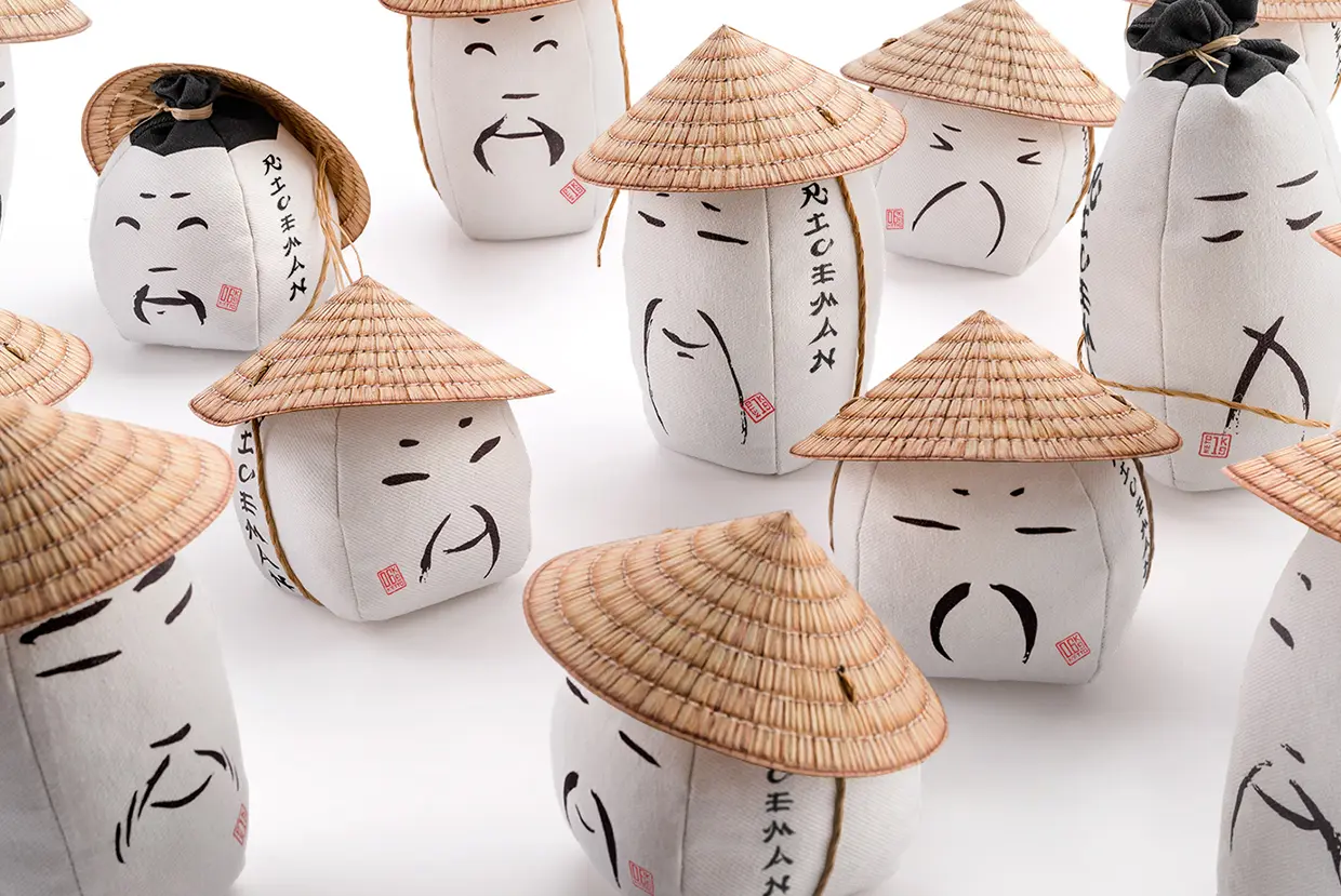 RICEMAN – Thiết kế bao bì gạo đầy sáng tạo của Backbone Branding