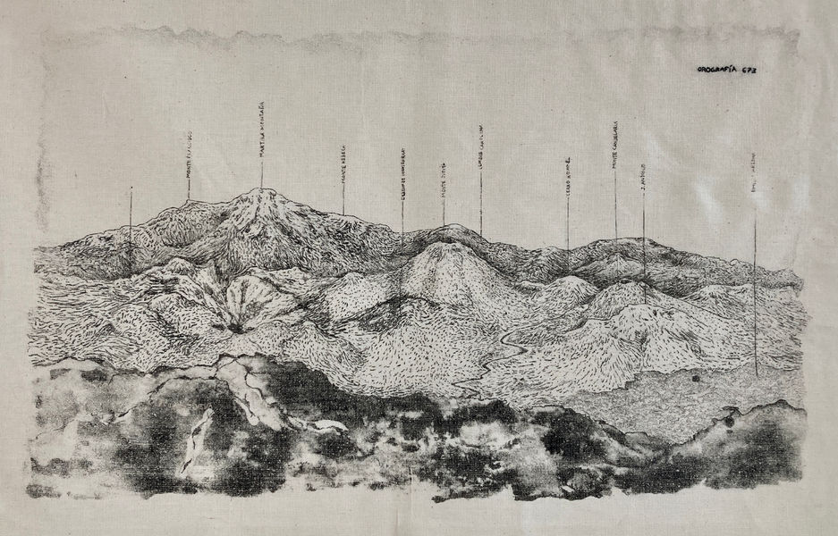 Litografía de paisaje montañoso realizado por la artista visual e investigadora Paulina Vázquez.