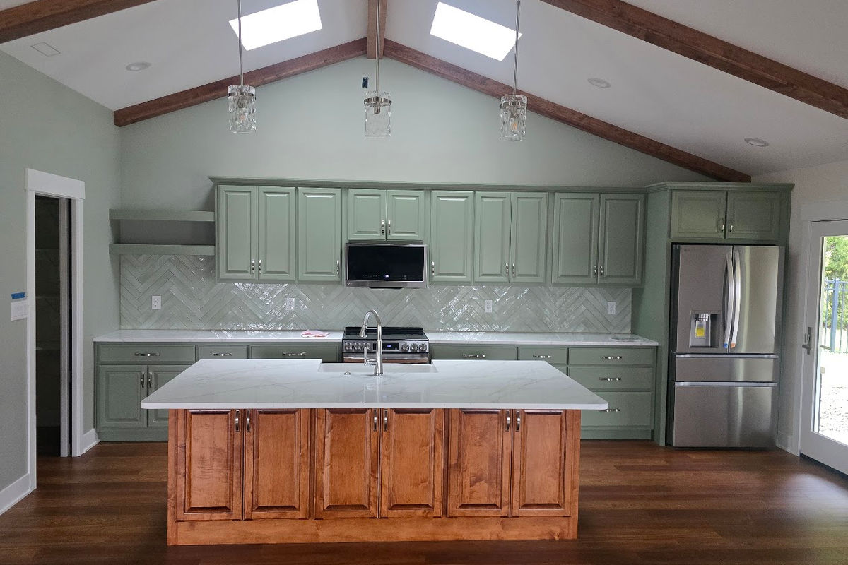 HTH Construction team and family