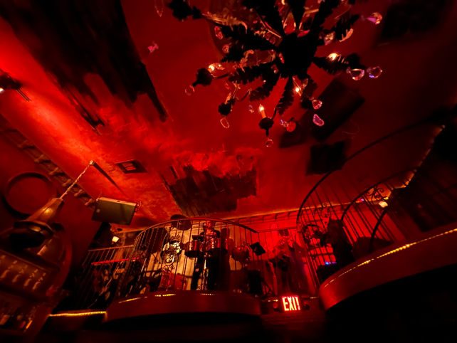 Secret Fun - Things to do Salsa Bachata Dancing Lesson Hidden Speakeasy Bars Cocktails Veg