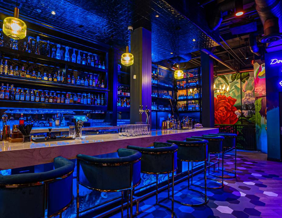 Secret Fun - Things to do Salsa Bachata Dancing Lesson Hidden Speakeasy Bars Cocktails Veg