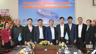 NAM TRIEU SHIPBUILDING COMPANY: HANDOVER OF 65,000 DWT SHIP NO. 1 AND SIGNING CONTRACT FOR 65,000 DWT SHIPS NO. 3, NO. 4