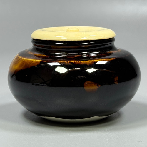 茶道具 大海 茶入 桶谷定一作 共箱(A780) 瀬戸大海茶入（仕覆：古渡双亀文金襴） 桶谷定一造 | seishodo.com