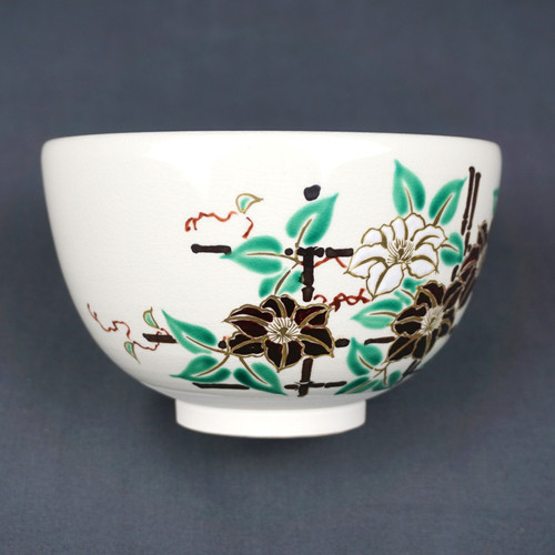 京都 粟田焼 粟田暁山の蔦絵の茶碗です。 色絵 鉄線絵茶碗 粟田焼 | seishodo.com