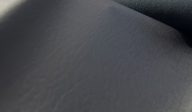 Miniatyrbilde: Imitert skinn - kunstskinn - SORT - tykk kvalitet av skai til bl.a møbler,