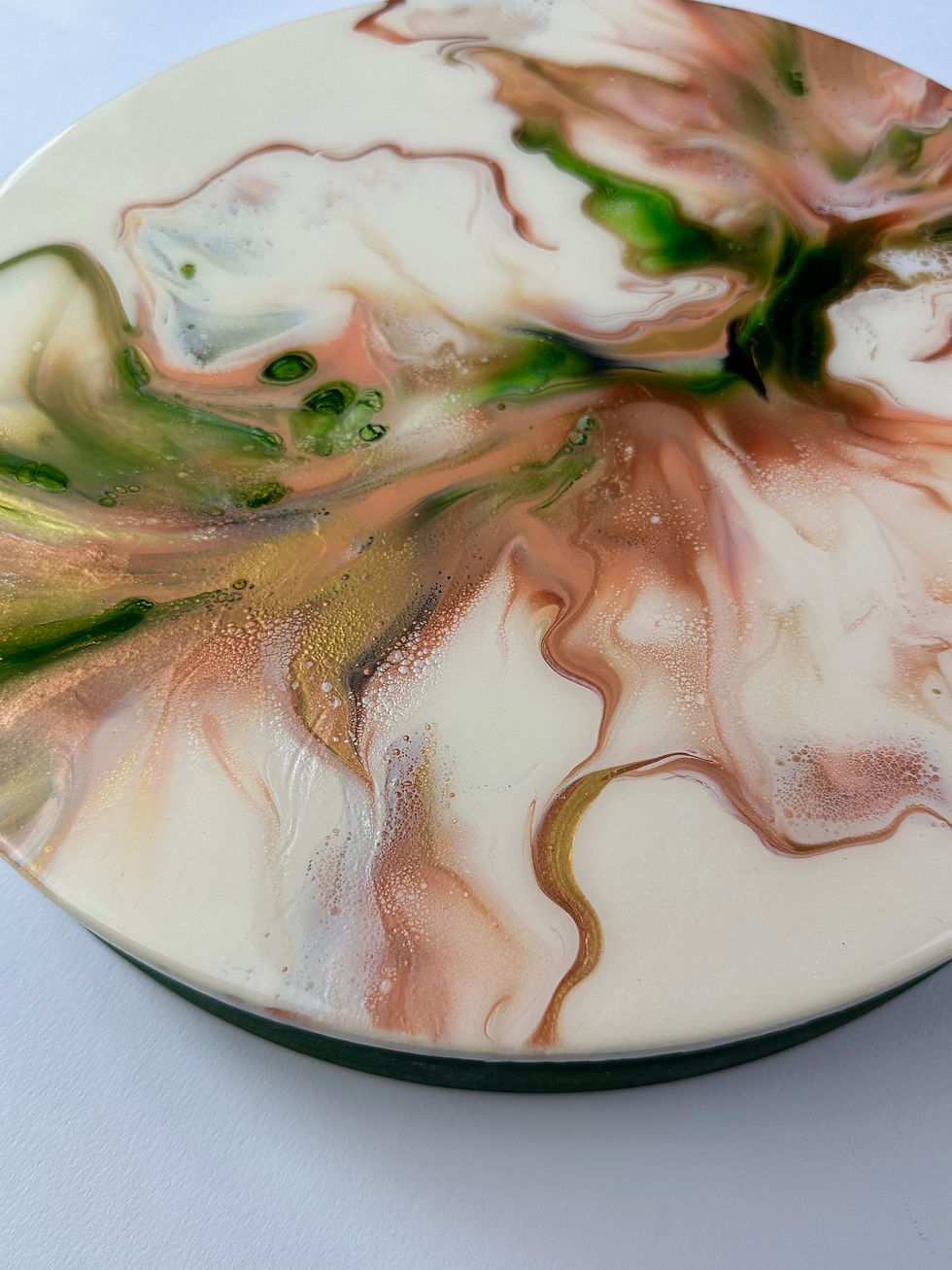 Thumbnail: "Sweet Magnolia"  |  12" Round