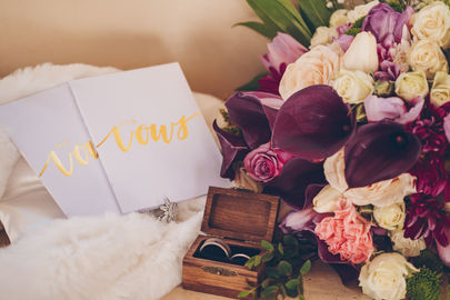 Personalize Your Photos: Essential Miscellaneous Items for Unforgettable Sessions