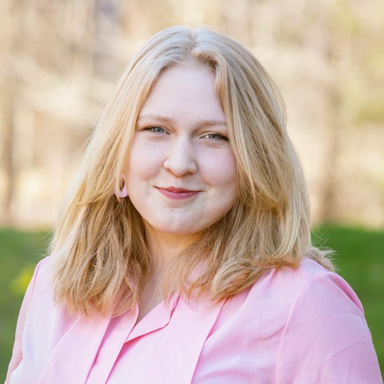 Writer: Danielle Curry