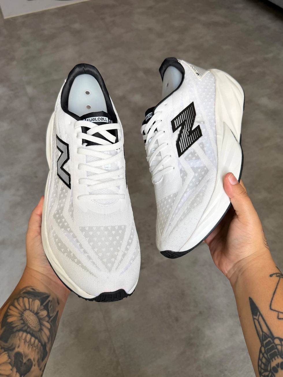 Miniatura: FUELCELL REBEL V5