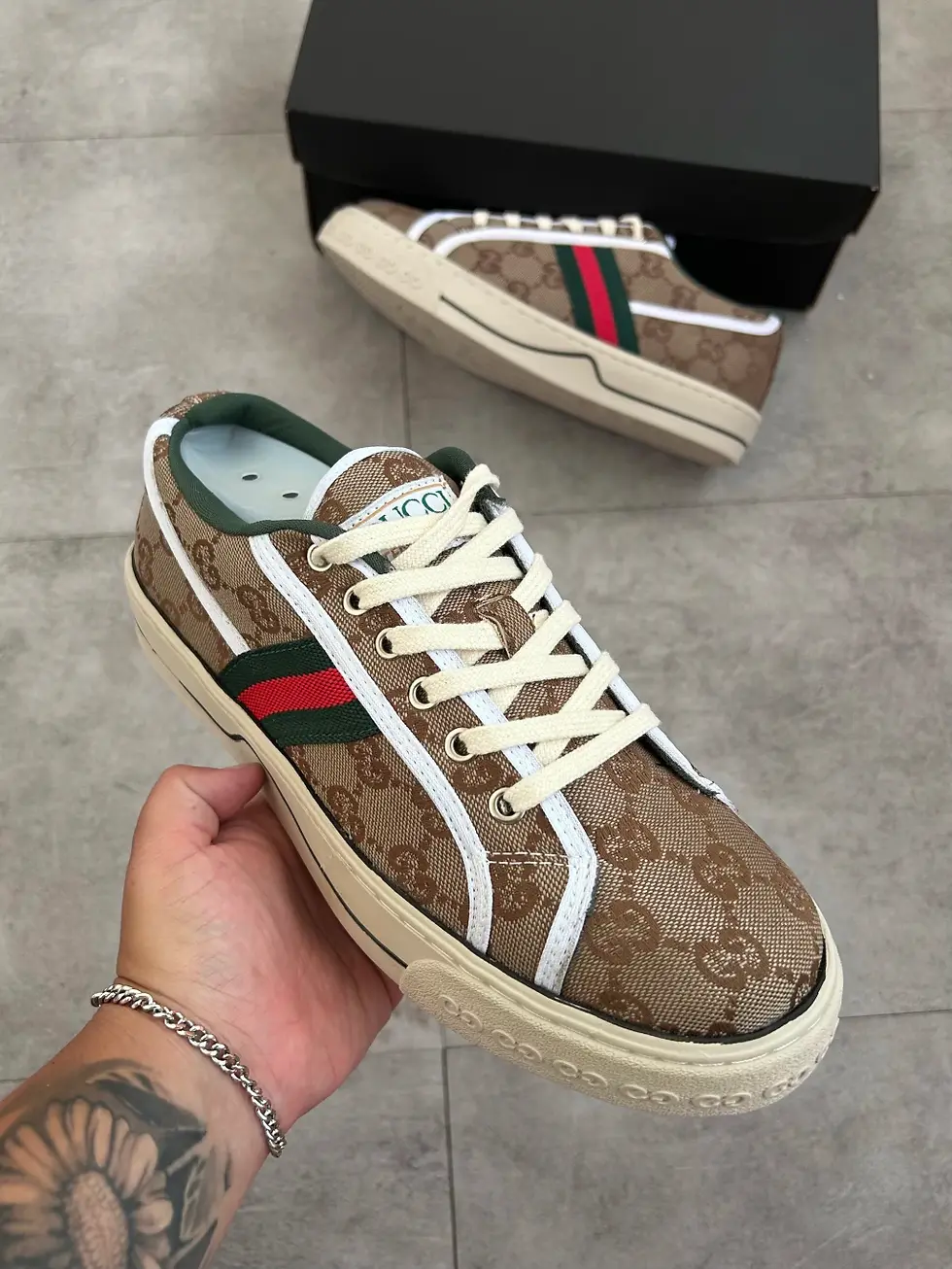 Miniatura: GUCCI