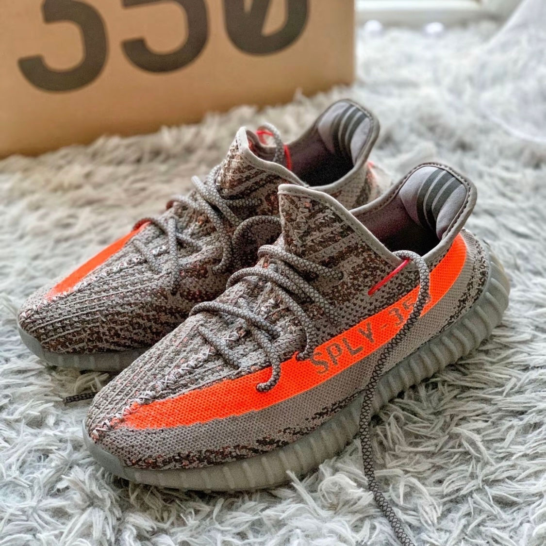 YEEZY 350