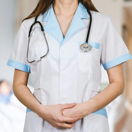 Žene u bijelim kutama koje volim